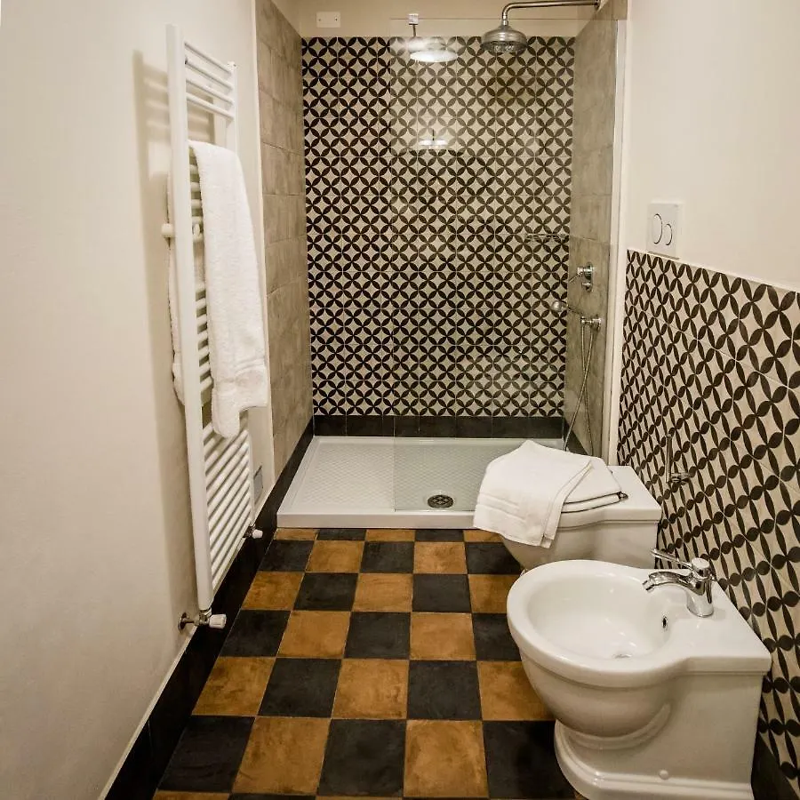 Bed and Breakfast San Pier Novello In Oltrarno Florenz