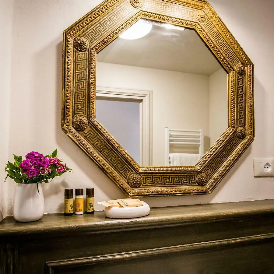 Bed and Breakfast San Pier Novello In Oltrarno Florenz