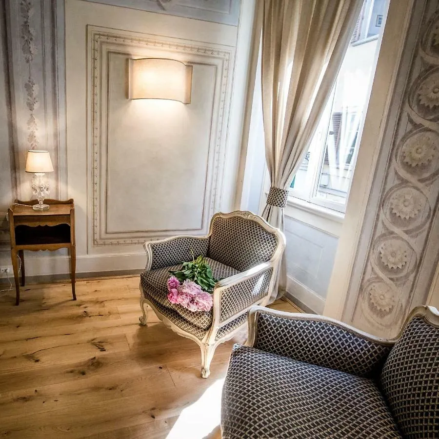 ** Frühstückspension Bed and Breakfast San Pier Novello In Oltrarno Florenz Italien