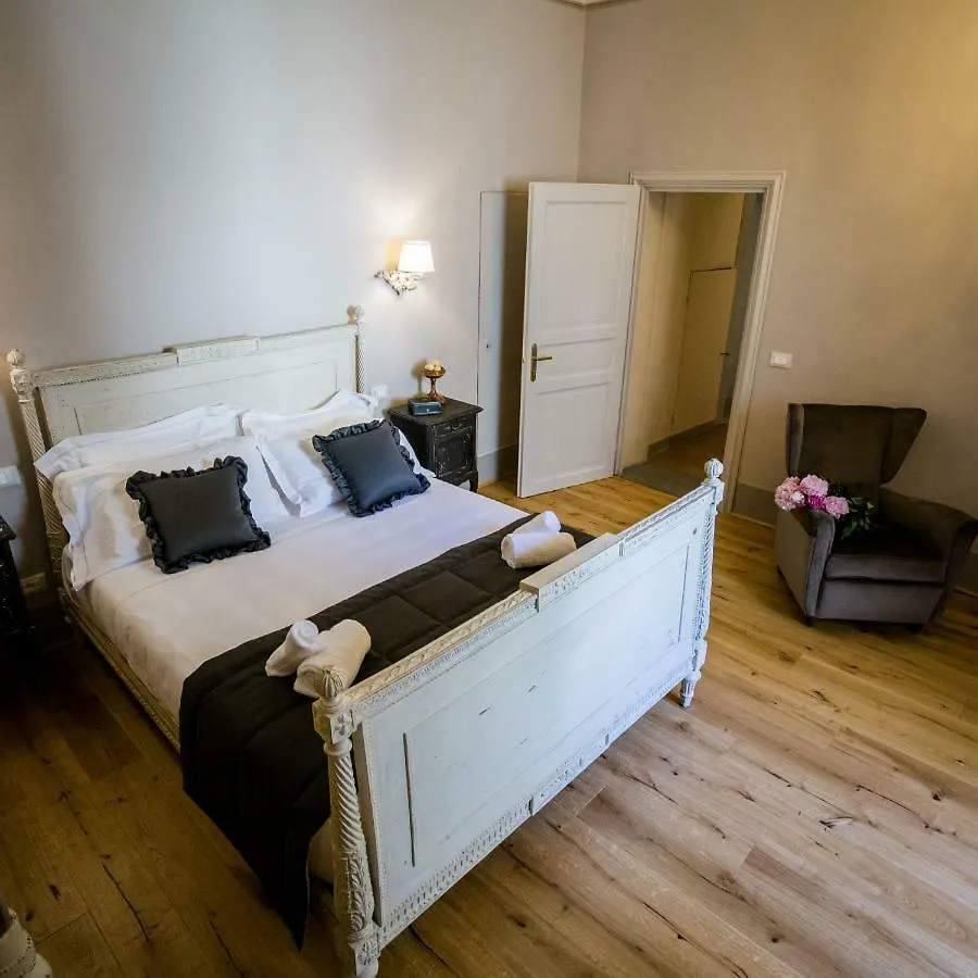 ** Frühstückspension Bed and Breakfast San Pier Novello In Oltrarno Florenz Italien