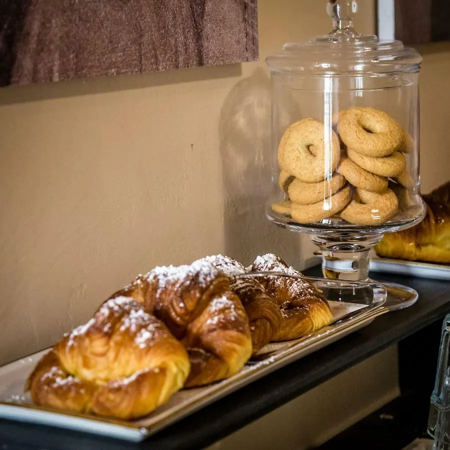 San Pier Novello In Oltrarno Bed & Breakfast Florence Italy